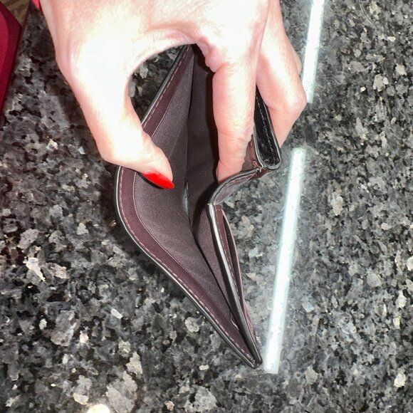 HOLOGRAPHIC COACH MEDIUM CORNER ZIP WALLET IN SIGNATURE EMBOSSED BLACK LEATHER - Picture 6 of 6